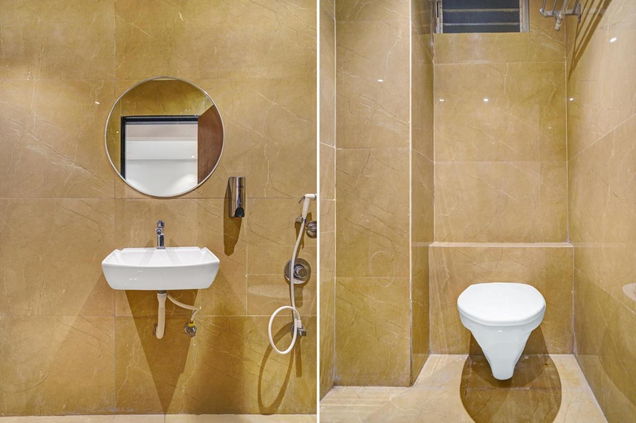 Townhouse Oak Hotel Vaibhav スーラト エクステリア 写真